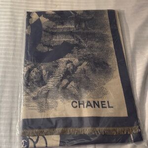 CHANEL Navy and Cream Artistic Scarf